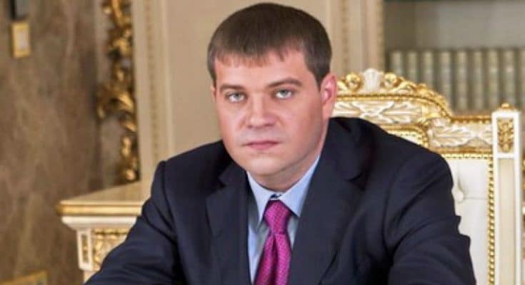 против Анисимова