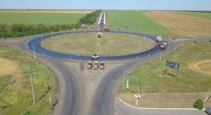 отремонтированная дорога