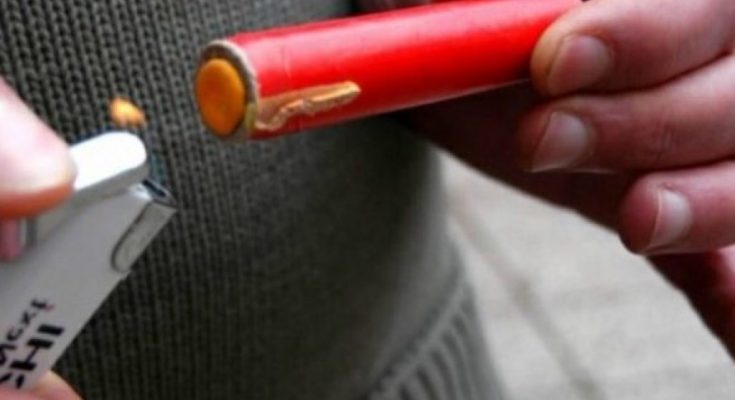 подожгли петарду