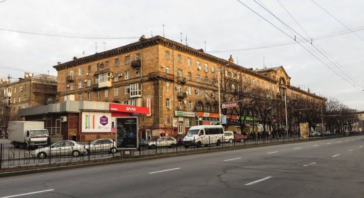 избили и ограбили