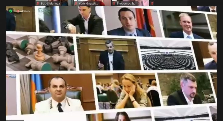 онлайн-турнире по шахматам