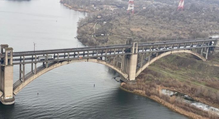 упал в водоем