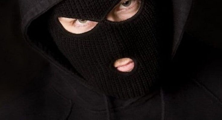 ограбили ювелирный магазин