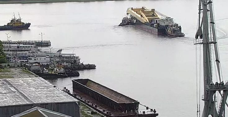 Плавучий кран «Захарий»