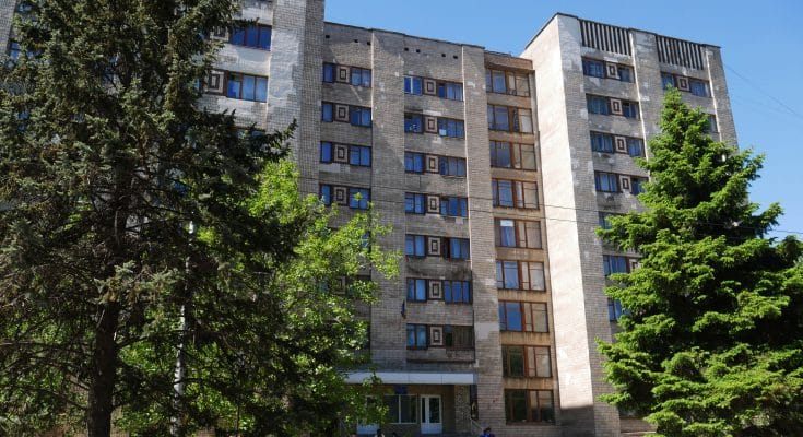 упал с 9 этажа
