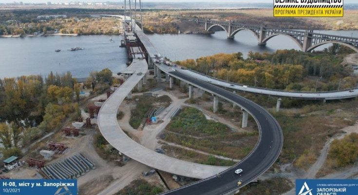 подход к вантовому мосту
