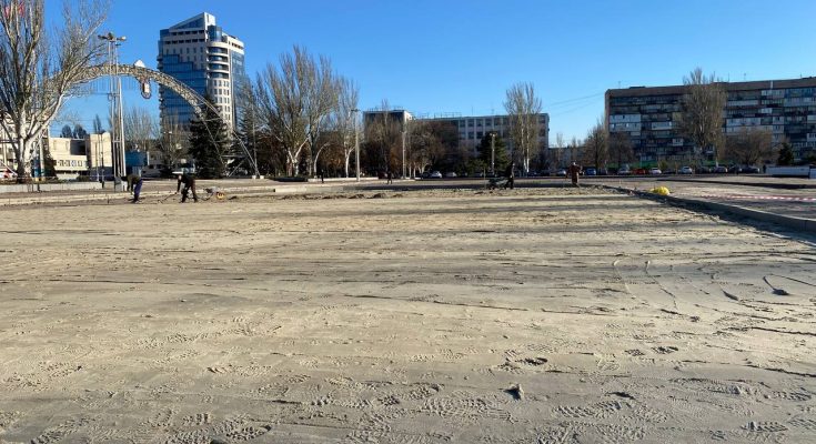 монтировать каток