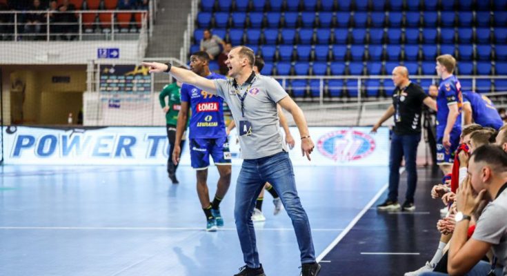 Мотор контракт гдлавный тренер