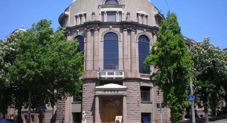 Запорожский музей закрылся карантин