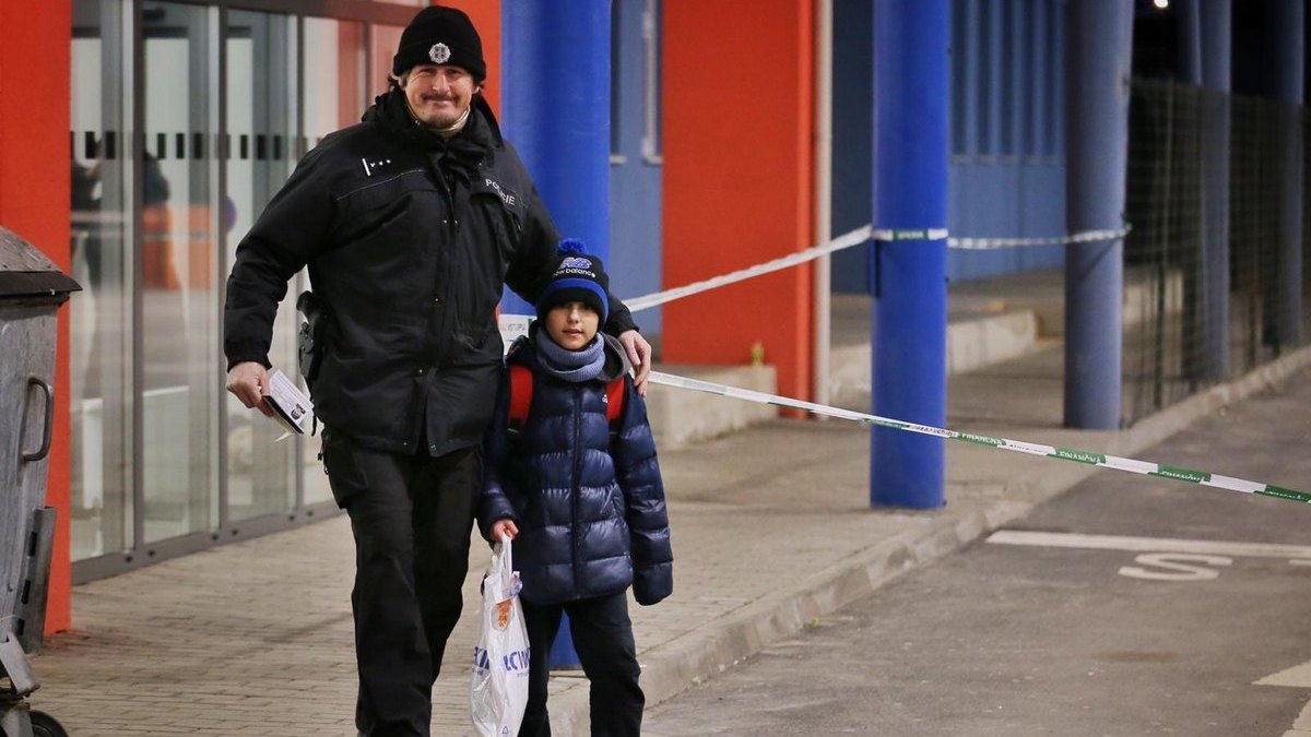 мальчик самостоятельно добрался Словакию