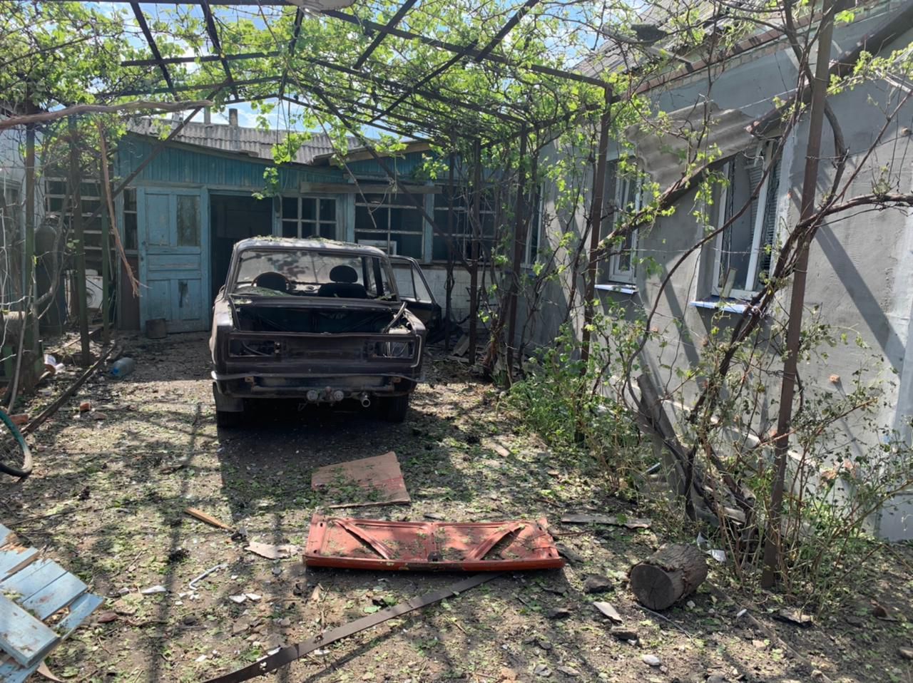 враг обстрелял