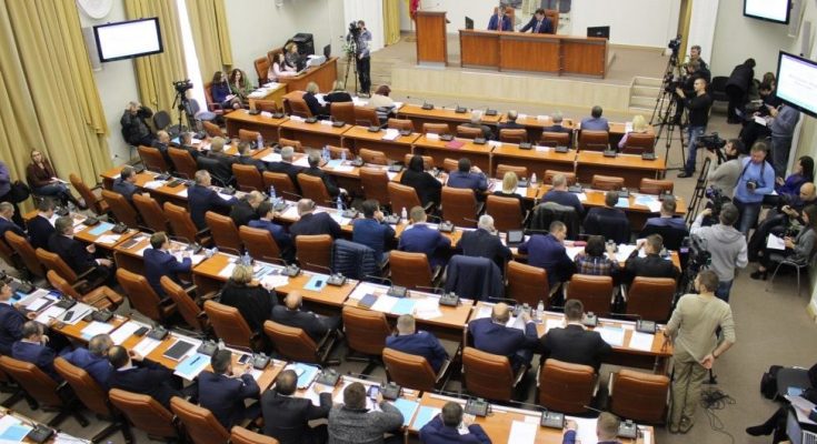 волонтеры претензии власти