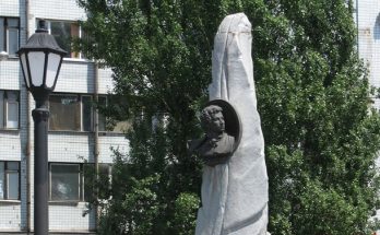 демонтували пам’ятник Пушкіну