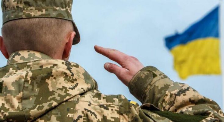 роздачу повісток на вулицях