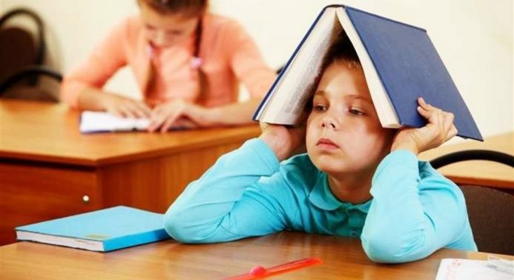 забороняють вивчати українську мову