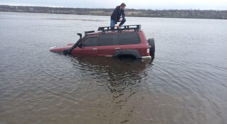витягали nissan