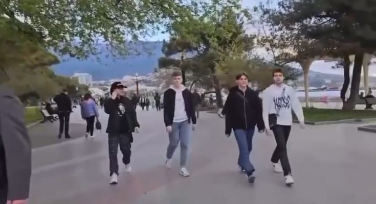 на Набережній Ялти