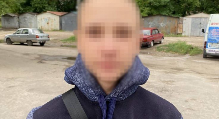 16-річного підлітка