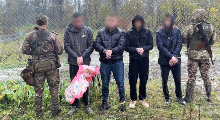 з 4 ухилянтів