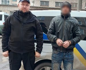 60 літрів спиртних напоїв