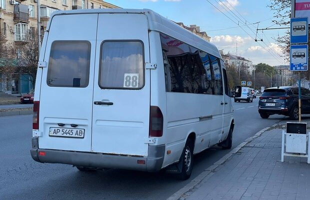 приватних перевізників