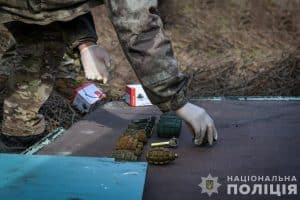 10 бойових гранат