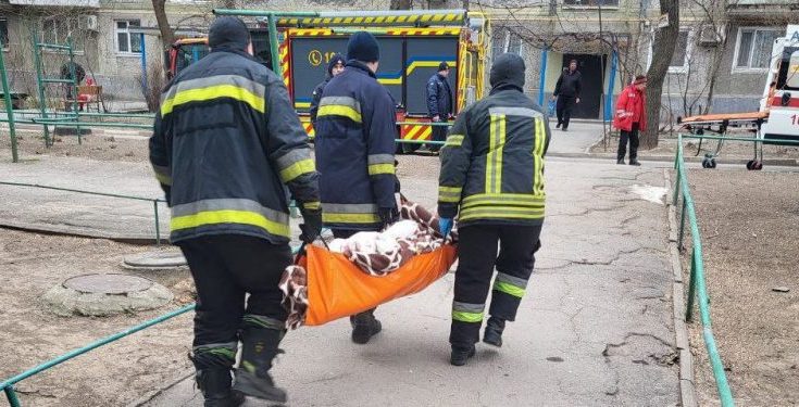 відчинити двері