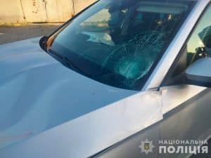 троє неповнолітніх