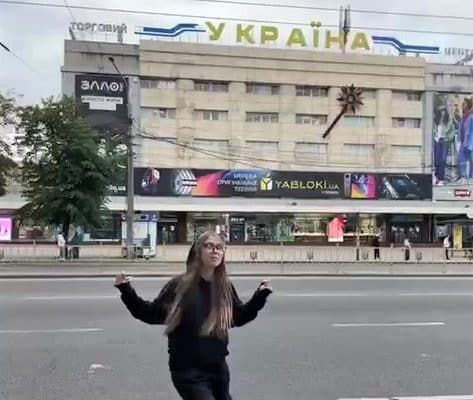 тіктокерка