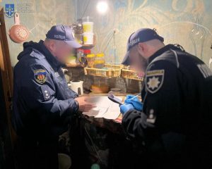 знаходячись у слідчому