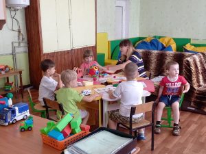 які мають