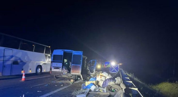 мікроавтобус