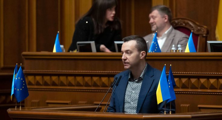 новини