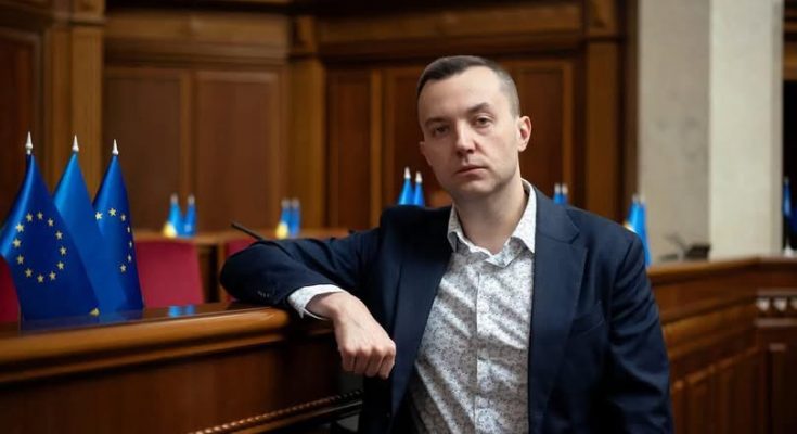 парламенту за тиждень