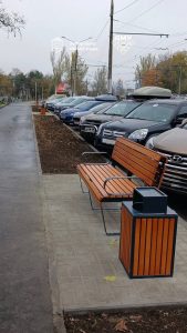 разом з урнами