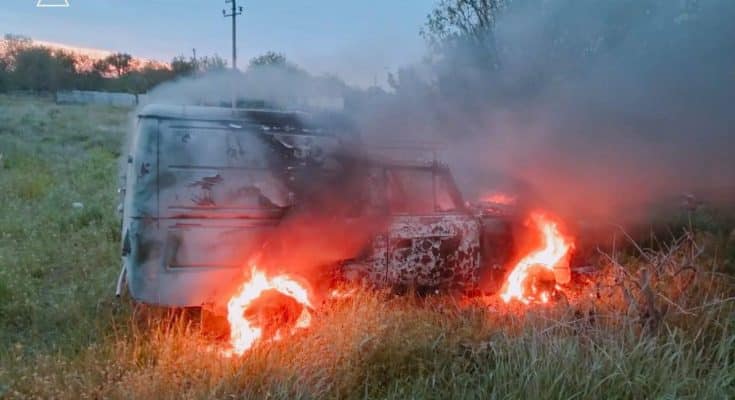 палали автівки