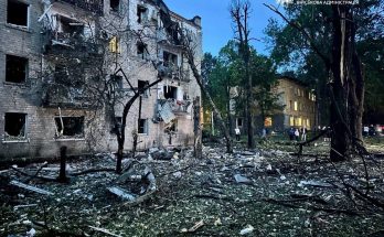 ворог вдарив