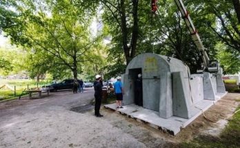 Балтії