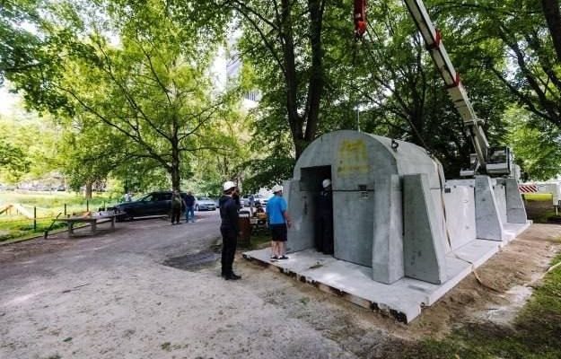 Балтії
